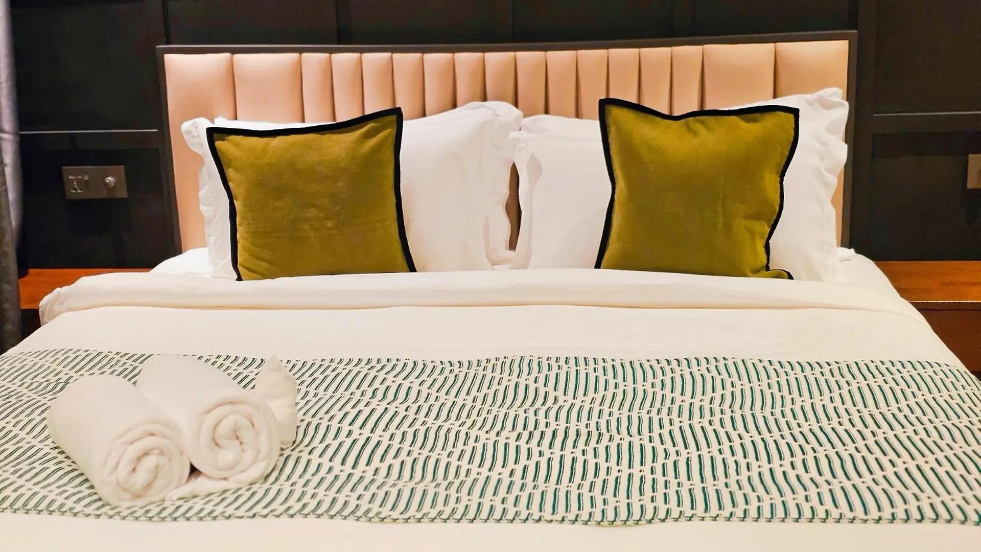 *** Hotel Carnarvon Suites By Reunion George Town Malaysia