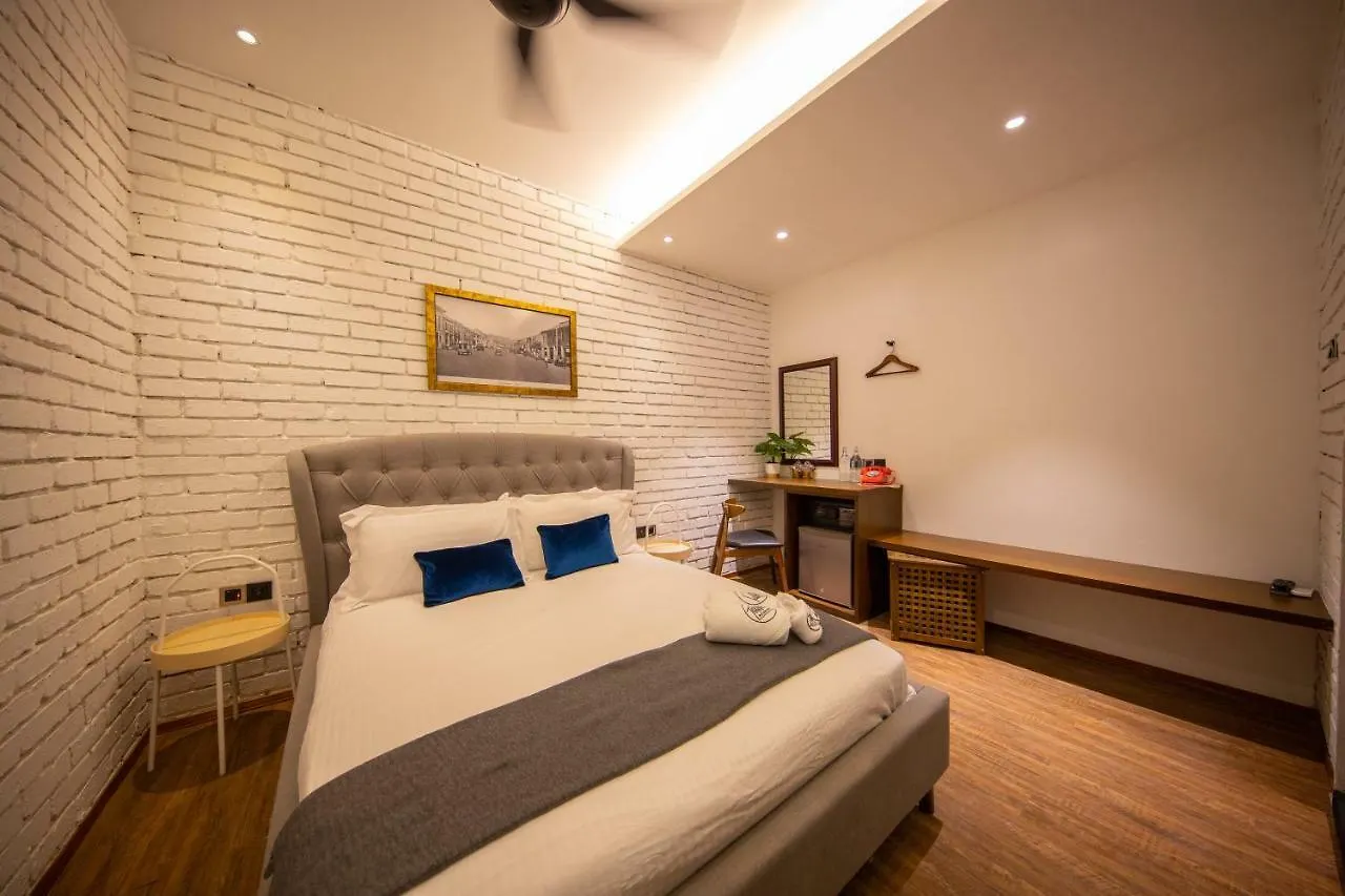 Carnarvon Suites By Reunion George Town
