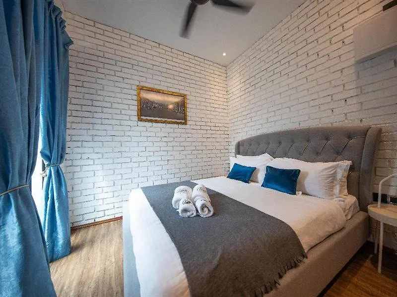 Carnarvon Suites By Reunion George Town
